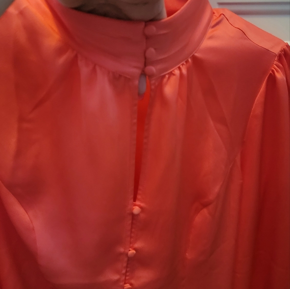 Beautiful Vince Camuto, bright coral blouse, small - Picture 9 of 10